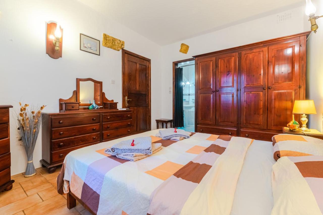 Traditional Maltese Apartment 3Bdr 2 Bth Terrace St. Paul's Bay Exteriör bild